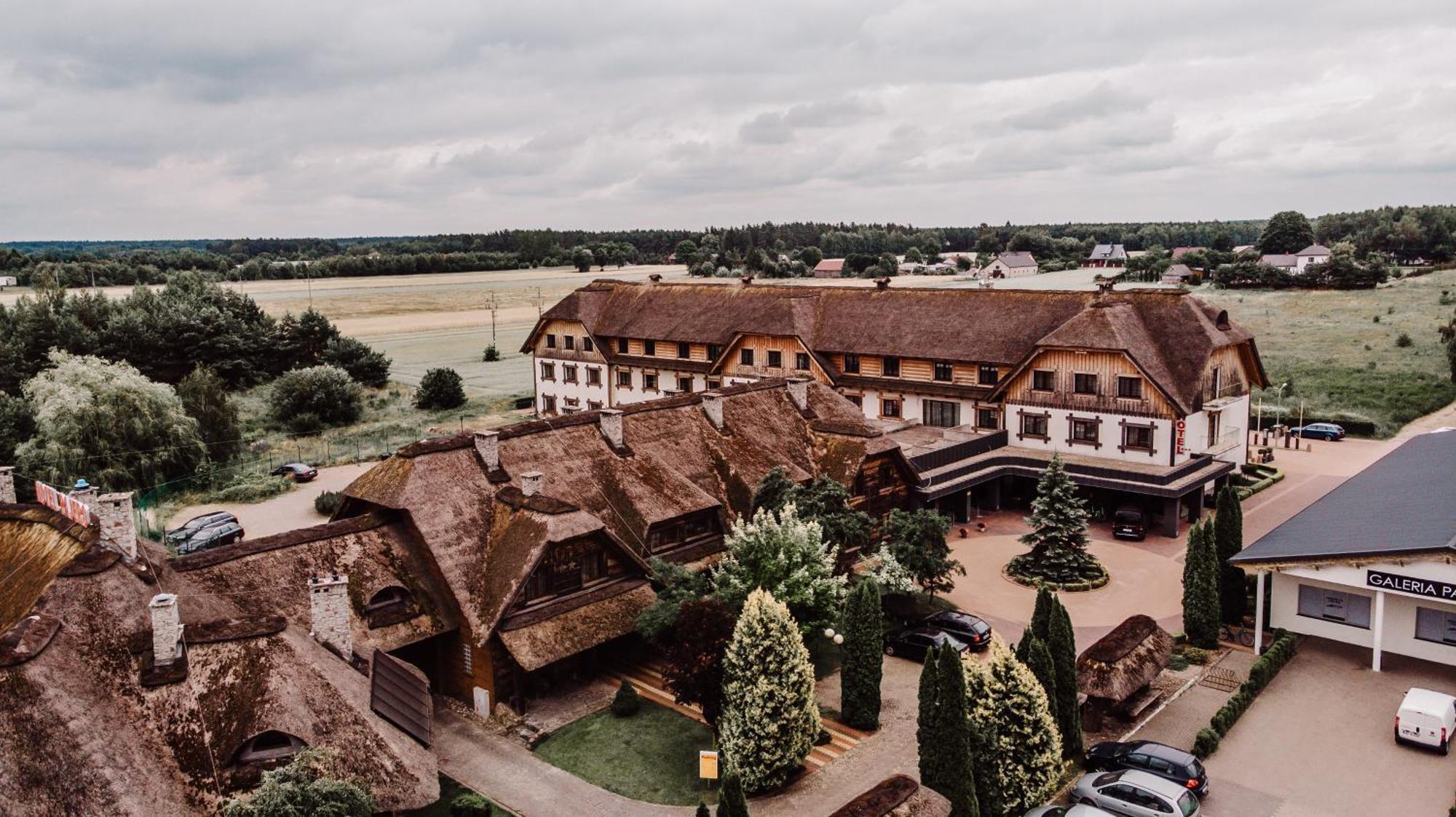 Hotel Pajero Horbów Dış mekan fotoğraf